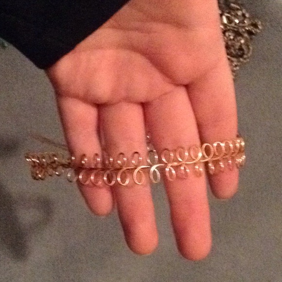 Choker - Picture 2 of 2